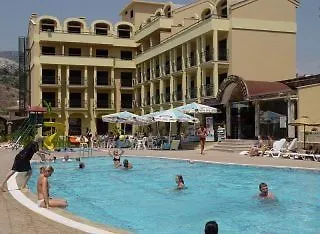Club Dream فندق